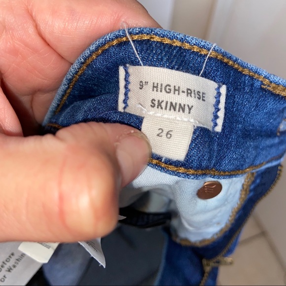 Madewell Blue Distressed 9” High Rise Skinny Jean - Picture 11 of 11